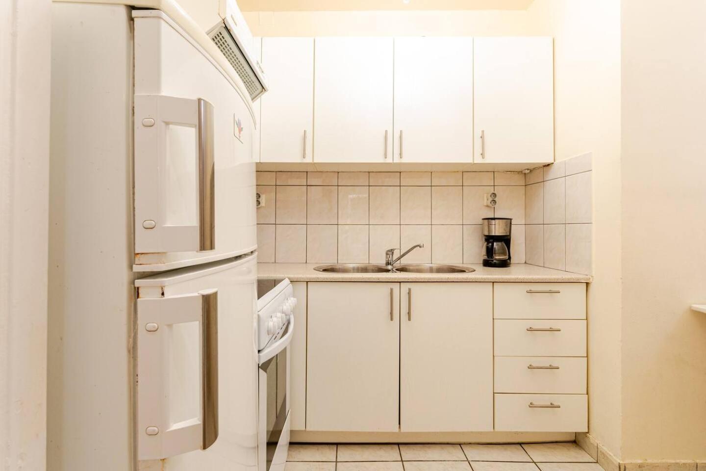 John'S Athenian Beauty 45M2 , Metro 7' Apartment Exterior photo