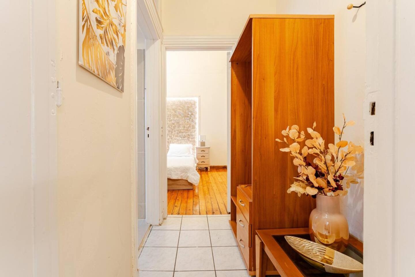 John'S Athenian Beauty 45M2 , Metro 7' Apartment Exterior photo